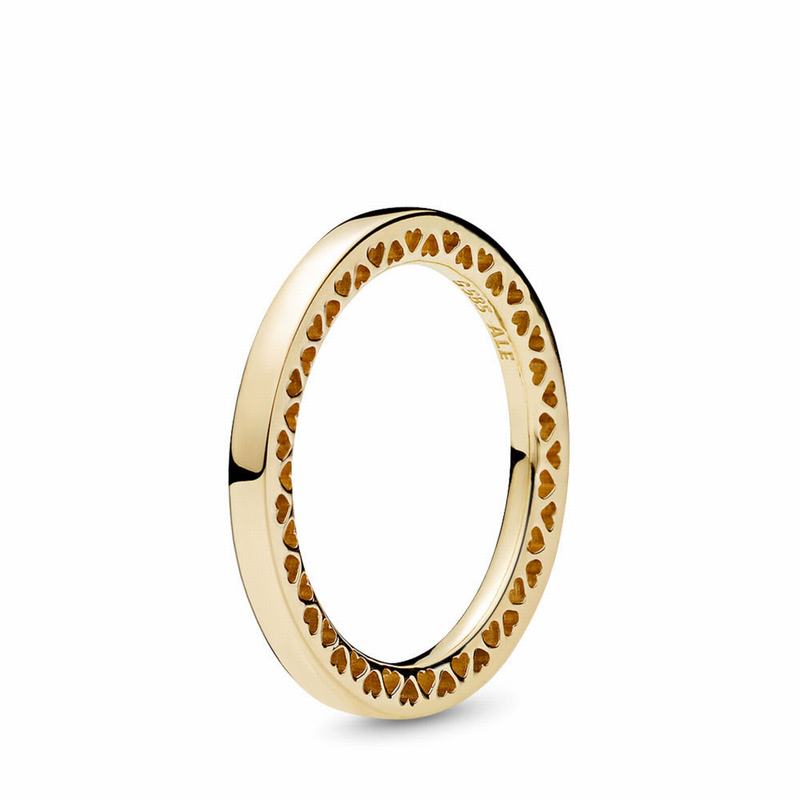 Classic Hearts Of Pandora Stackable Ring Ireland - Yellow Gold 14 K - 382471GCU